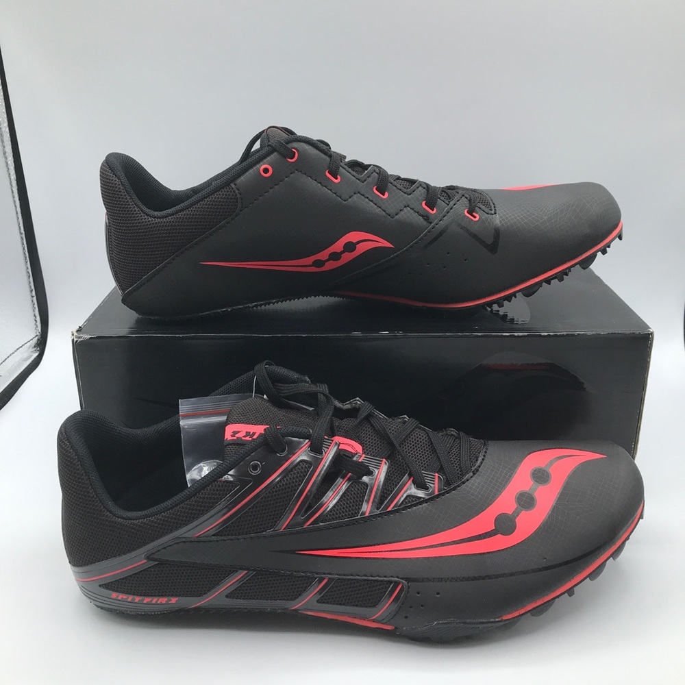 NWT Saucony Spitfire 4 Track Racing Shoes